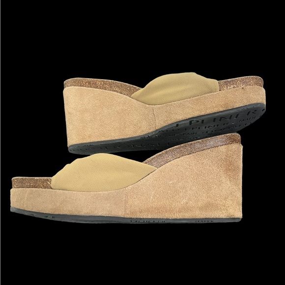 Donald J Pliner Sandals - Picture 3 of 5